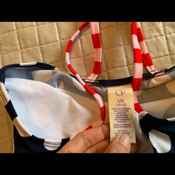 🦋 SALE !! 🔥 Top swim   girls size X/XL (12/14) - Picture 5 of 7